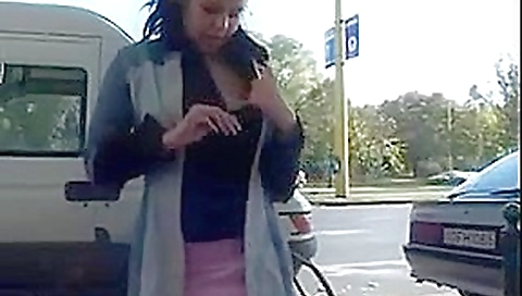 29 epp brunette flasher for xhamster