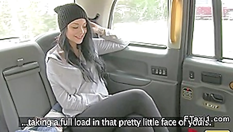 Beautiful amateur has hard orgasms in fake taxi