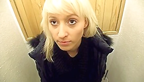 Quickie offer for charming beauty Quickie offer for charming beauty