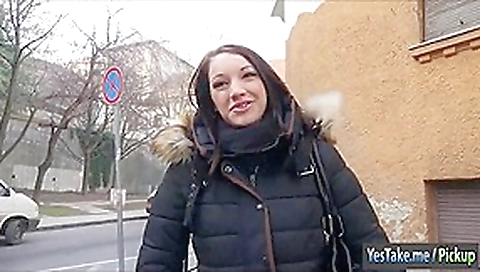 Hungarian cutie Felicia gets convinced to fucked for cash