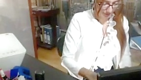 Hot chick masturbates at work 3