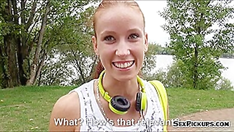 Amateur brunette Czech girl Minnie Manga fucked in public