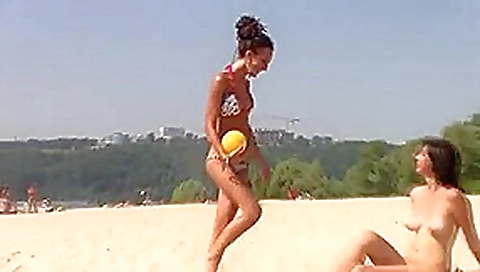 teen 18+ nudists get naked and heat up a public beach