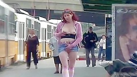 Best flashing video with public scenes 4