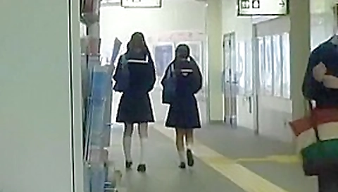 Horny Japanese model Koizumi Nozomi, Arisa Nakano in Exotic Public JAV clip