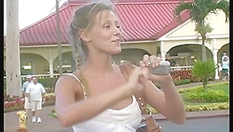 flasher-girl Carli 2 flasher-girl Carli 2