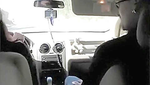 Two chubby amateur lesbians play outside