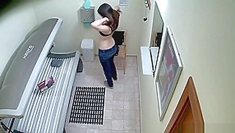 Spy Footage Of teen 18+ Girl In Solarium Spy Footage Of teen 18+ Girl In Solarium