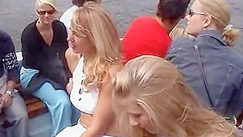 Blonde babes in do it in public