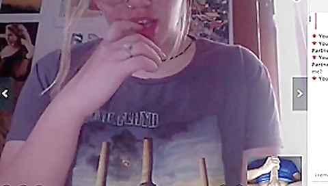 Omegle wanna see my wet pussy........