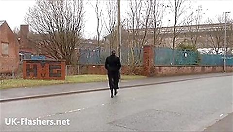 Fat amateur exhibitionist Alyss public nude and outdoor flashing of brunette bbw girlie showing big boobs and giant ass