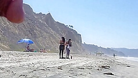 They stopped to take pictures 2 They stopped to take pictures 2