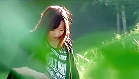 Asian Babe Peeing Outdoor