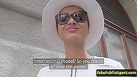 Pulled ebony beauty doggystyled by fake agent