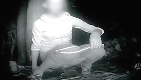 outdoorpeeing girls at night the movie I