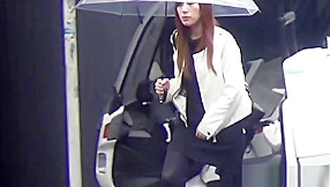 Asian teen 18+ sluts peeing