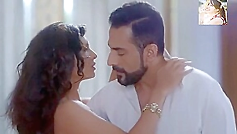 Very Sexy Blue Saari Removing n Kissing Very Very Romantic Sexy