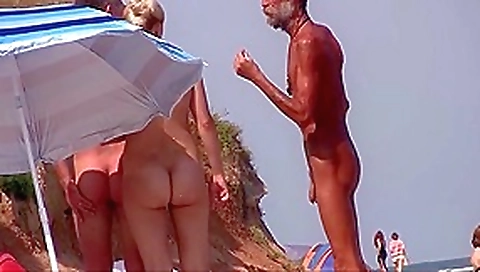 Vignettes on a nude beach 18