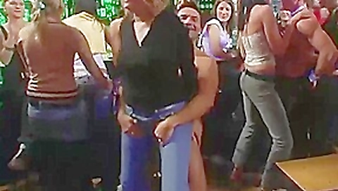 Party Hardcore 4 - Amateur Edit Party Hardcore 4 - Amateur Edit