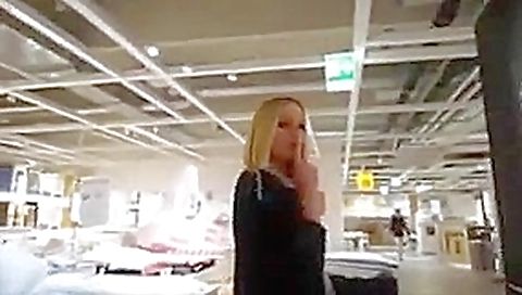 Chav goes for it in ikea