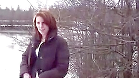 Snowy piss and tampon change Snowy piss and tampon change