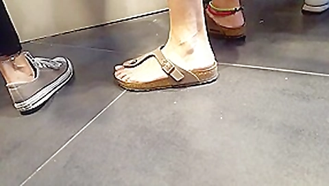 Her sexy long legs long feets toes anklets Her sexy long legs long feets toes anklets