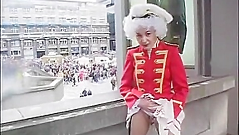 Public Pissing - 4 Public Pissing - 4