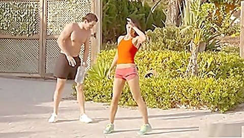 Alexa Tomas Alexa Tomas