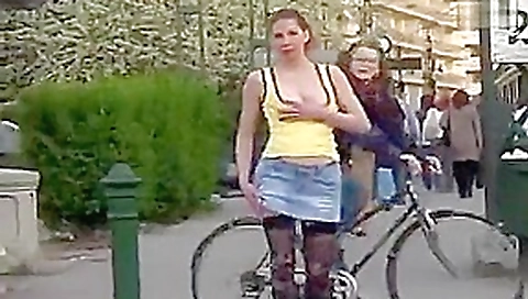 Public Pissing - 3 Public Pissing - 3