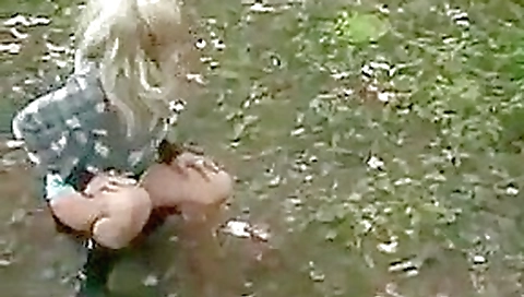 Wife sucking strangers cock