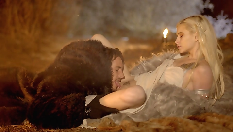 Throne Games Mother Of Dragons - S1:E7