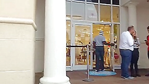 Candid amazing ass in spandex leggings