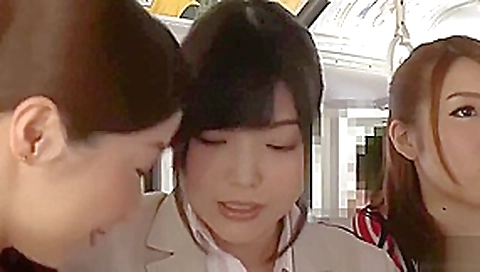 Japanese lesbian get Strapon on bus (HD-1080p)