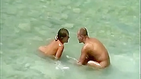 Nude Beach - Real Couples caught on Camera Nude Beach - Real Couples caught on Camera