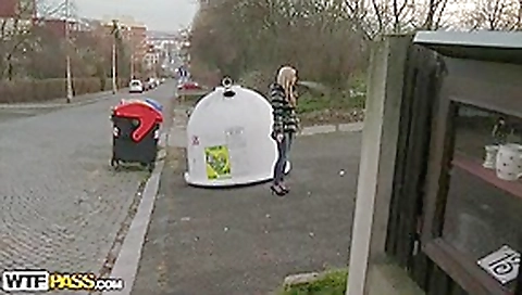 Babe with a slit piercing screwed on the floor Babe with a slit piercing screwed on the floor