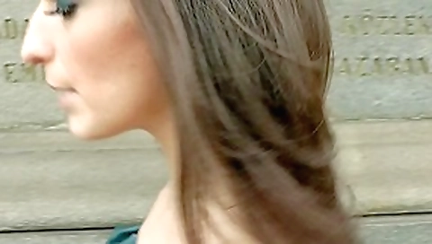 Young babe shows her tits in a public streets