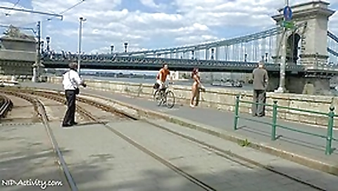 Naked hottie Tereza walks in the streets