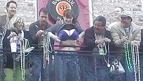 Wild Girls Get Naked In Public