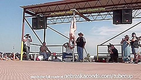 naked amateur pole dancing finalists at iowa biker rally