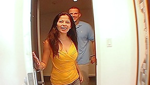 Evie goes hardcore! Evie goes hardcore!