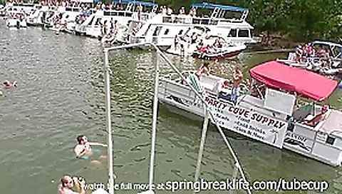 SpringBreakLife Video: Naked In Public On The Water