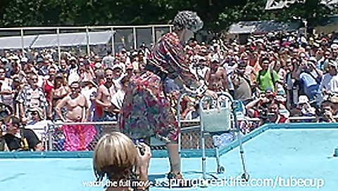 SpringBreakLife Video: Spread Legs