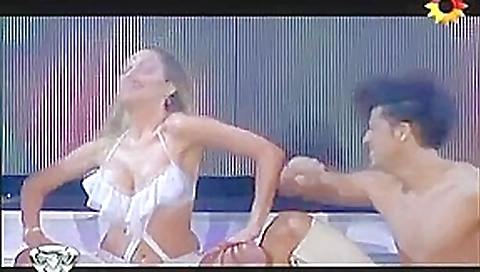 Belen Francese Bailando 2010 Lambada