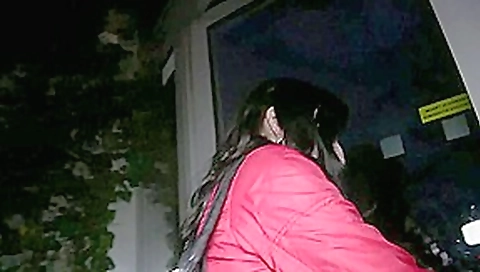 Babe thrills with her blowjob