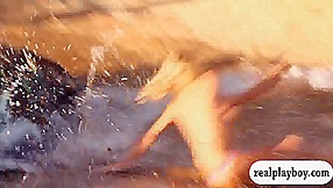 Hotties wrecking built it houses and swinging in nude