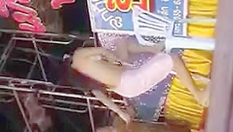 Beautiful Thai Girls Dancing