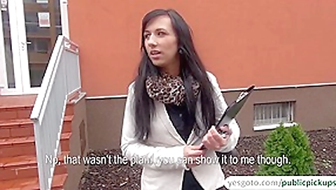 Hot babe gets laid in exchange of cash and squirts in delight