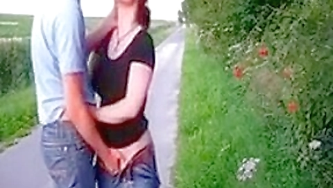 Dilettante Pair Fucking On Side Of A Public Road