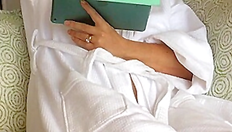 No pantie upskirt unaware mif