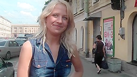 Betsy in slutty bimbo got her cunt fucked in the park Betsy in slutty bimbo got her cunt fucked in the park